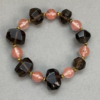 Bransoletka z chalcedonu – kuleczki o średnicy 10 mm, wielokątny rauhtopaz 13–24×10–14 mm, hematyt 4 mm, długość 18 cm, elastyczna