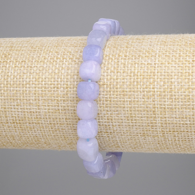Bransoletka z akwamarynu w kostkach, średnica 7,5×7,5 mm, długość 18 cm, elastyczna