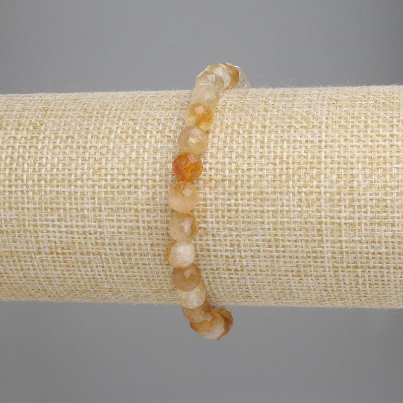 Bransoletka z fasetowanymi kuleczkami cytrynu o średnicy 6 mm, długość 18 cm, elastyczna