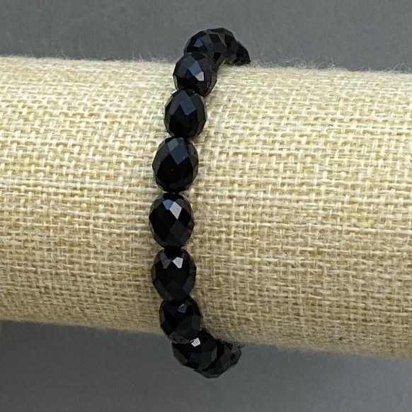 Bransoletka z agatu (sztuczny) z czeskiego szkła fasetowanego w kształcie ziaren, średnica 9,5×8 mm, długość 18 cm, elastyczna
