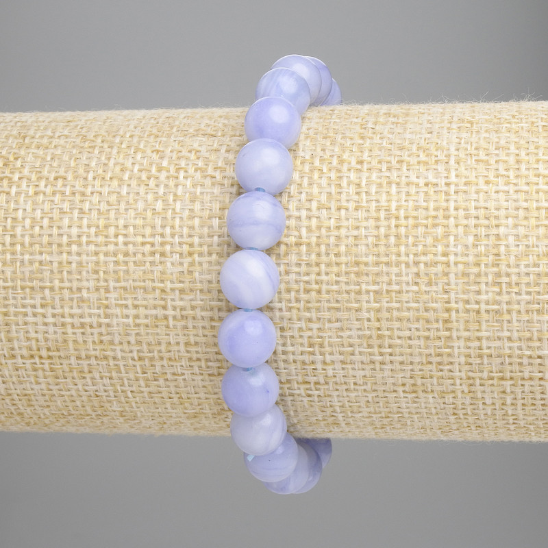 Bransoletka z błękitnego agatu, gładkie kuleczki o średnicy 8 mm ± (rozciągliwa), długość 18 cm+