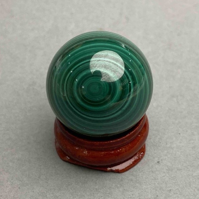 Kula pamiątkowa z malachitu, średnica 26 mm, masa 38 g