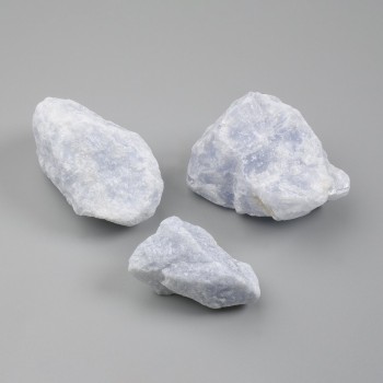 Akwamaryn naturalny nieobrobiony kamień, wymiary 52×42×37 mm ± (różne rozmiary) (Cena za 100 g)