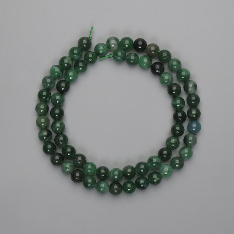 Koraliki szmaragdowe gładkie kulki 6 mm, długość około 39 cm