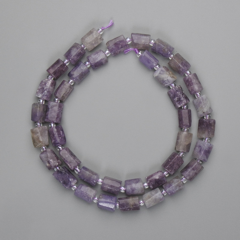 Koraliki ametystu fasetowane 9–10×6–7 mm ±, koraliki 3 mm ±, długość 41 cm