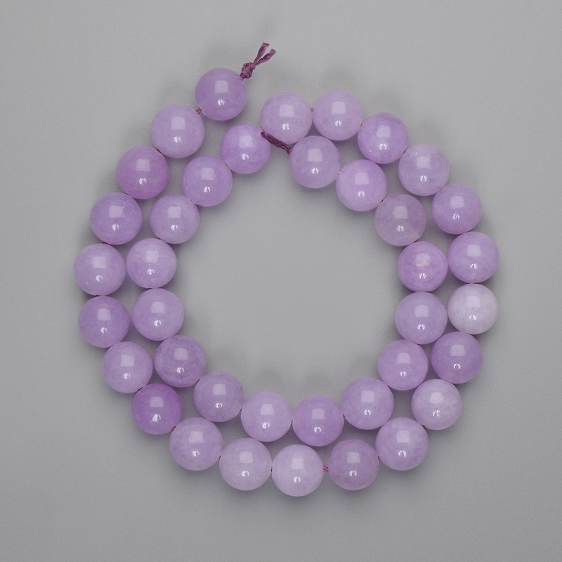 Koraliki z kunzytu – gładka kulka 10 mm ±, długość 38 cm ±