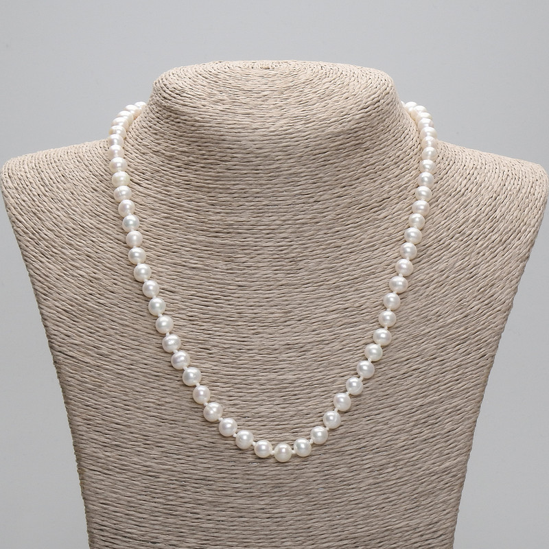 Naszyjnik z naturalnych pereł rzecznych 6,5×6 mm ± długość 45 cm ± 5 cm, przedłużający łańcuszek