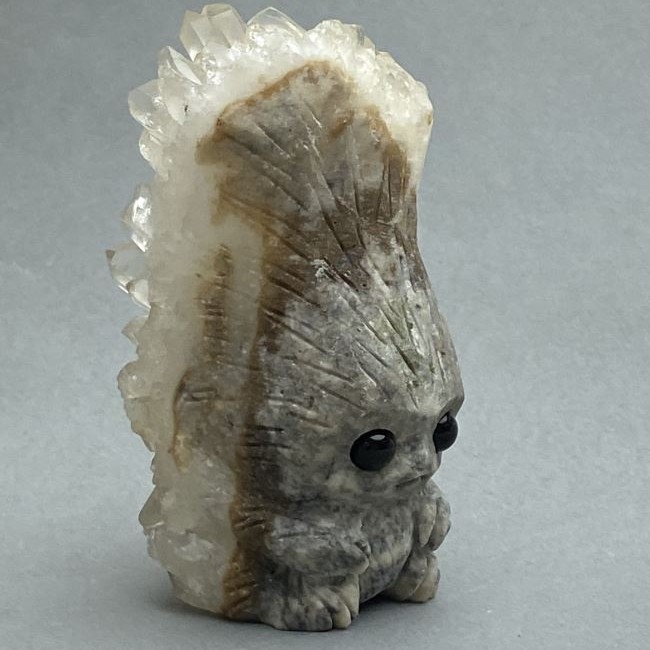 Statuetka pamiątkowa Jeż z druzy 82×46×46 mm+