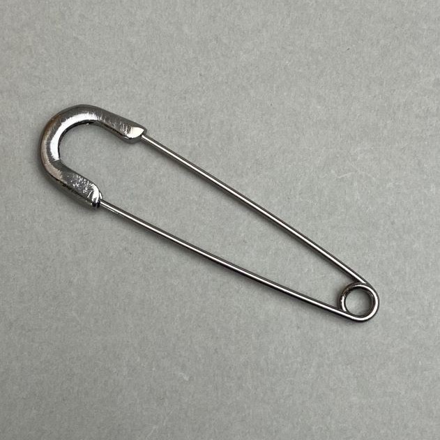 Broszka-szpilka 20×77 mm ± kolor metalu: ciemna stal