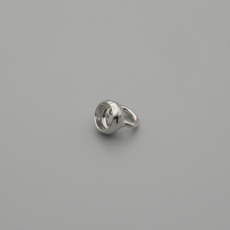 Cena za 1 szt. Końcówka kapeluszkowa do koralika, kolor srebrny, średnica 4,5×1 mm ± otwór 2,5 mm