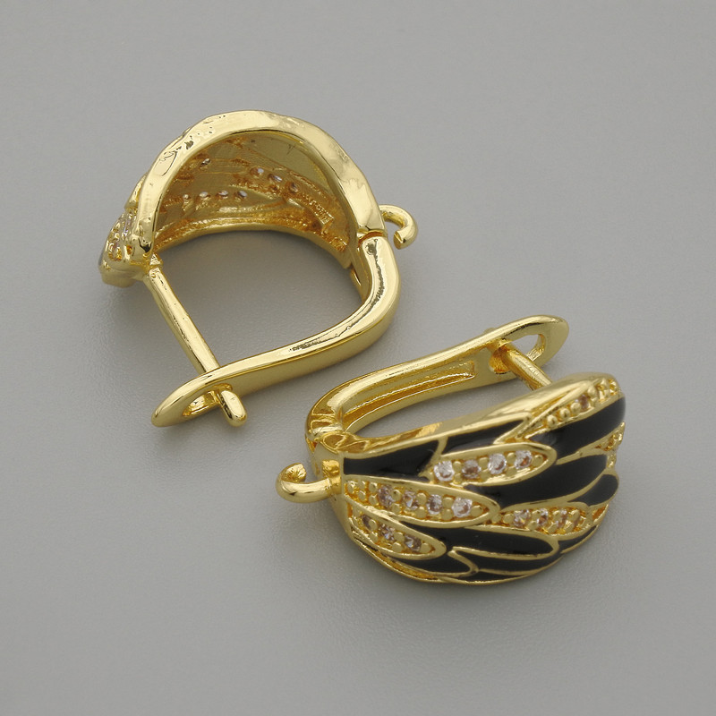 Sztyfty do kolczyków z białymi kryształami strassowymi, czarna emalia, złoty metal, 15×9,5 mm – para