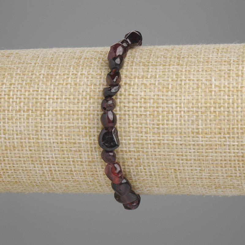 Bransoletka z granatu fasetowanego, średnica 6-8×5-6 mm, długość 18 cm, elastyczna