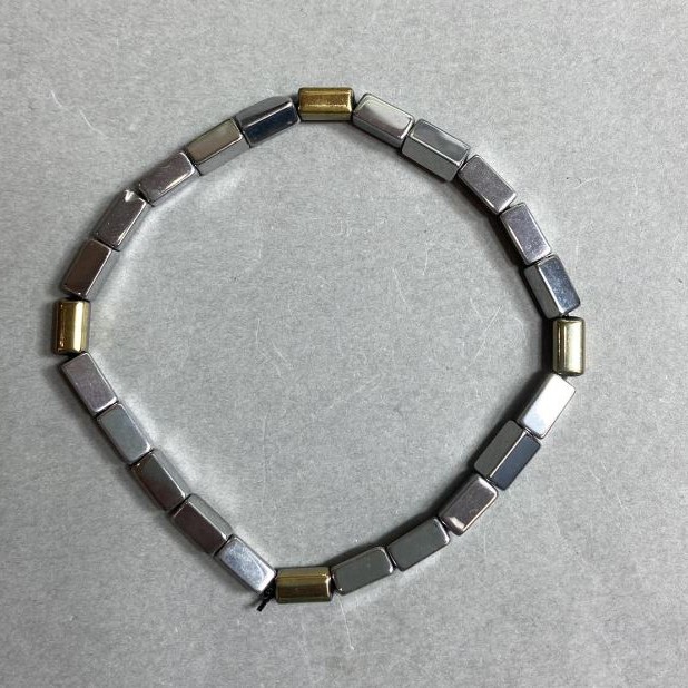 Bransoletka z hematitu w kostkach 8×4 mm, długość 18 cm, elastyczna