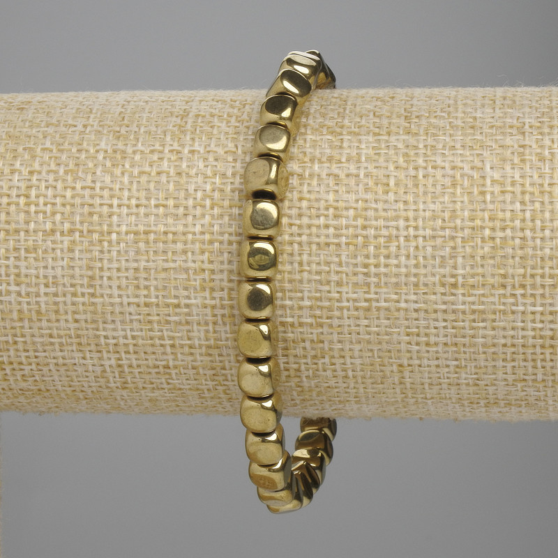 Bransoleta z hematitu w kostkach, 5×5 mm, średnica 5 mm, kolor złocisty, długość 18 cm, elastyczna