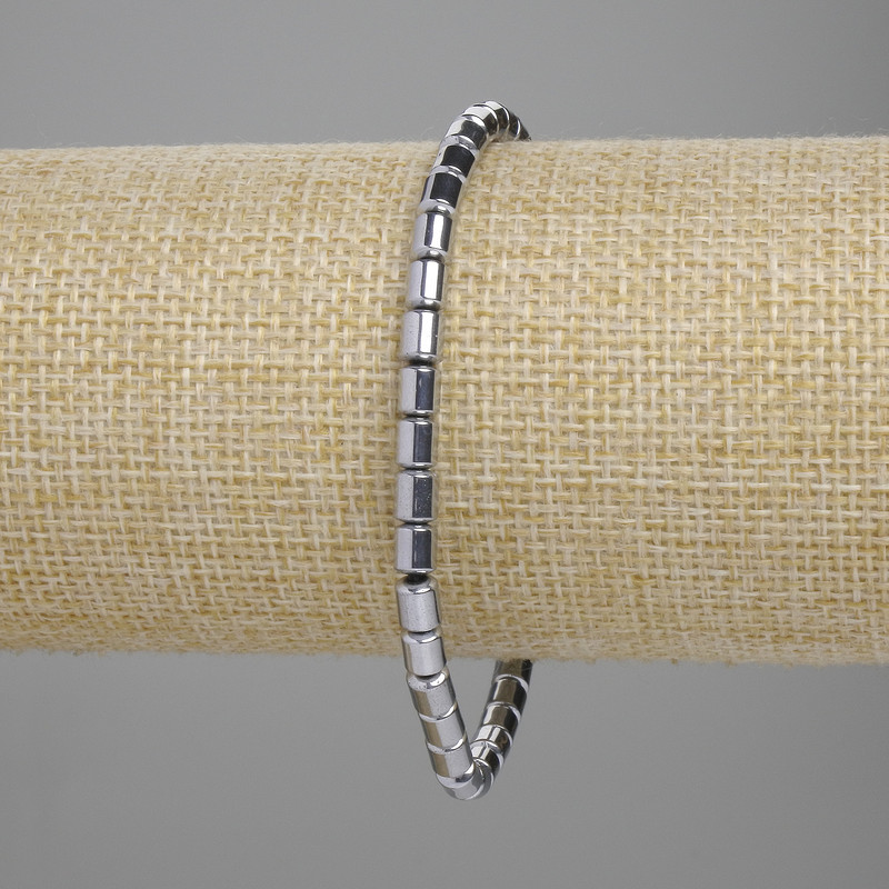 Bransoletka z hematytu – cylindryczne koraliki 5×4 mm, kolor srebrny, długość 18 cm, na elastycznej gumce