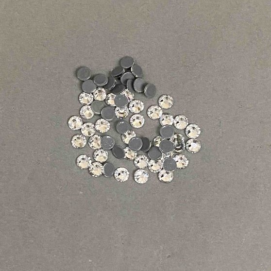 Kamienie strass do mocowania na zimno, kolor biały, średnica 5 mm ±, opakowanie 290 g (±)