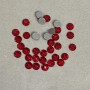 Kryształy strassowe do zimnej fiksacji, kolor czerwony, średnica 5 mm ±, opakowanie 250 g (±)