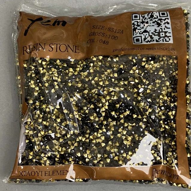 Kamienie strassowe w kolorze czarnym, średnica 3 mm, opakowanie 105 g (±)