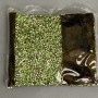 Kryształy strass w kolorze zielonym, średnica 3 mm (+-), opakowanie 105 g (+-)