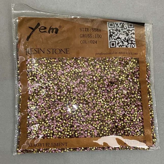 Kryształy strassowe, kolor różowy, średnica 2 mm ±, opakowanie 40 g (+-)