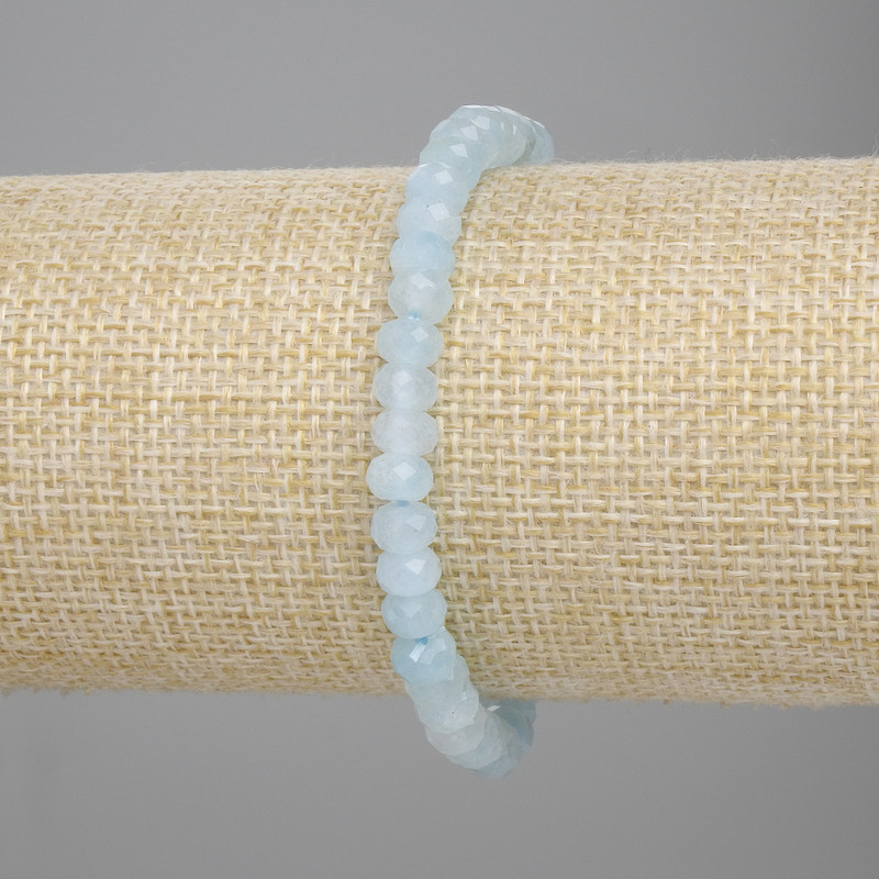 Bransoletka z akwamarynu fasetowanego w kształcie rondelka, średnica 6×4 mm ±, długość 18 cm ±, elastyczna