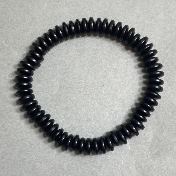 Bransoletka z hematitu w formie rondeli 8×3 mm, długość 18 cm ±, elastyczna