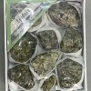 Kamień pamiątkowy epidot – asortyment, wymiary 9×8 cm (cena za opakowanie)
