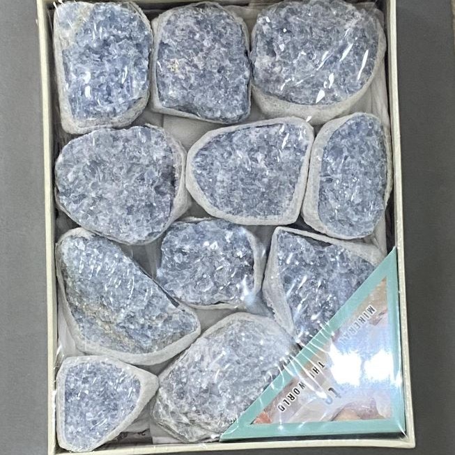 Kamień ozdobny kalcyt, asortyment rozmiarów (cena za pudełko) 17×13 cm+
