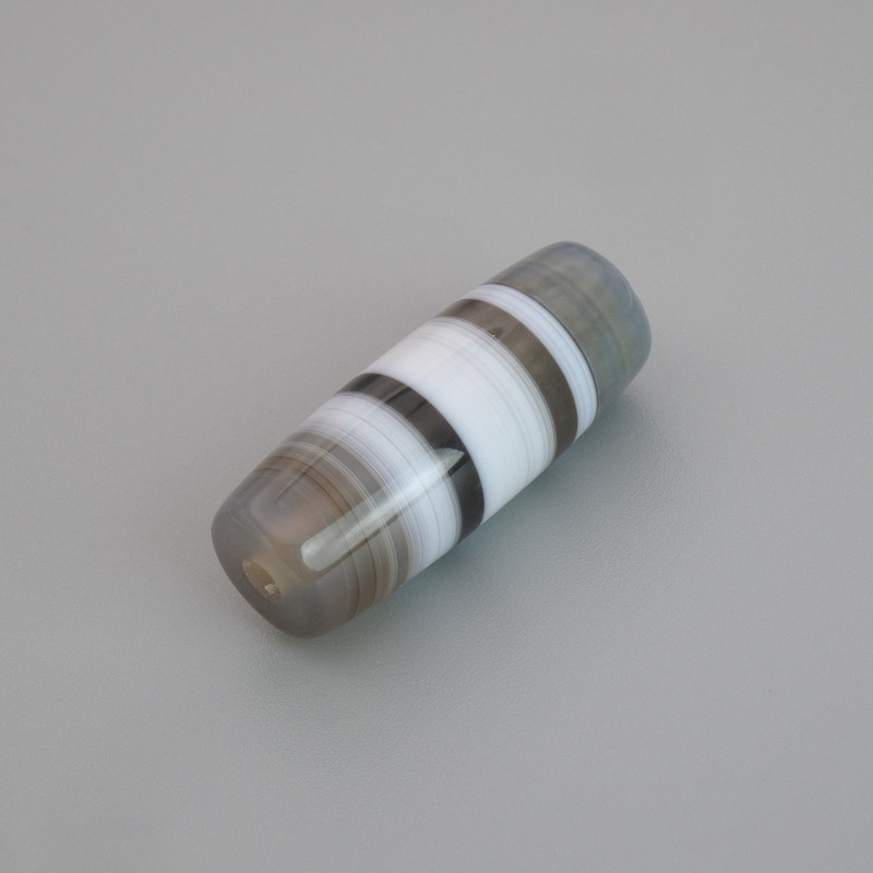 Cena za 1 szt. koralik-wkładka z naturalnego kamienia agatu 22,5–25×9,5 mm ± (asortyment rozmiarów)