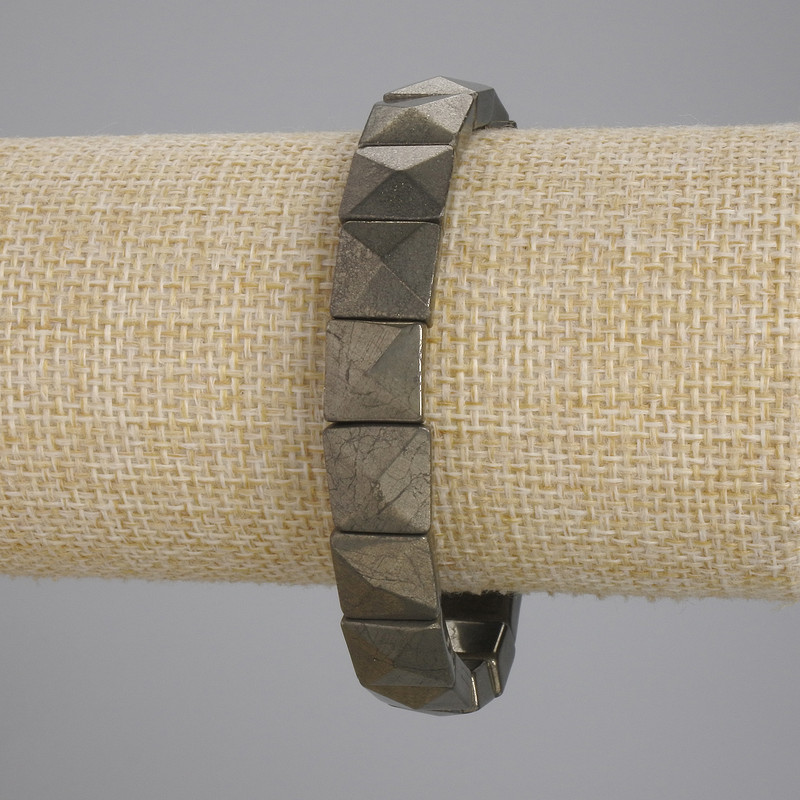 Bransoletka z fasetowanego pirytu, ogniwa 11 × 11 mm, długość 18 cm, elastyczna