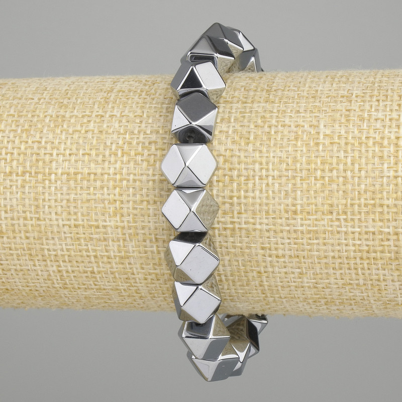 Bransoletka z terahercu w formie wieloboczników, średnica 8,5×8,5 mm, długość 18 cm, elastyczna