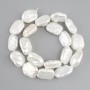 Barokowe perły płaskie 18–21×14–15 mm o odcieniu benzynowym, długość 37 cm