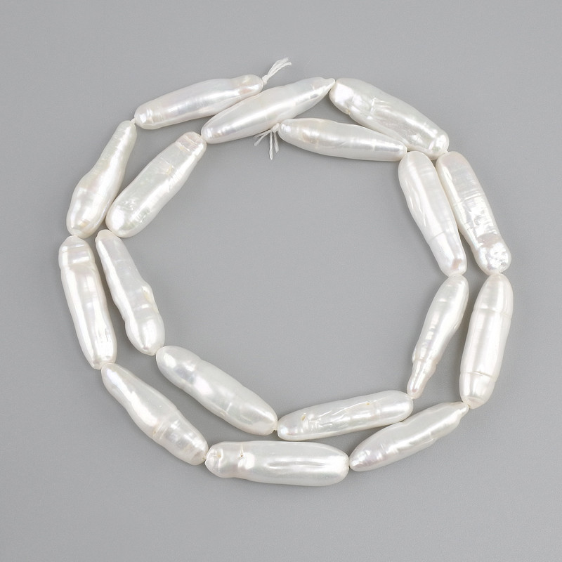 Perły barokowe z odcieniem „benzynowym” 24-2, 5×5, 5-7 mm +/- długość 39 cm
