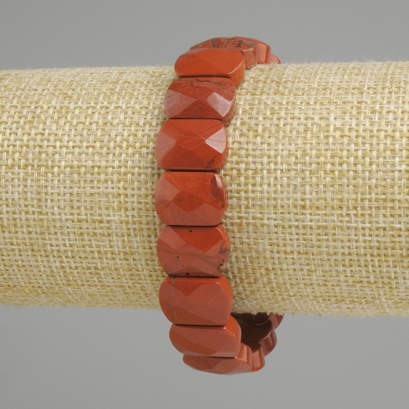 Bransoletka z czerwonego jaspisu, fasetowane ogniwa, średnica 14×10 mm, długość 18 cm (elastyczna)