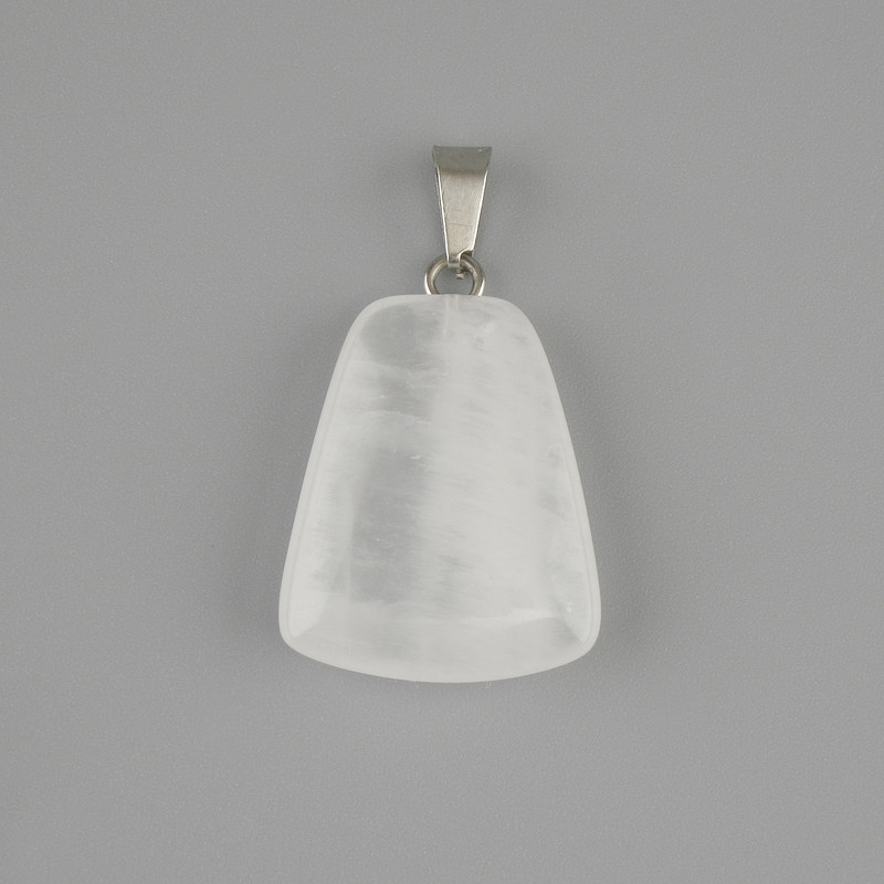 Wisiorek z górskiego kryształu w kształcie trapezu 17×21 mm ±, długość około 30 mm