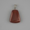 Wisiorek z karneolu w kształcie trapezu 17×21 mm +-, długość 30 mm+