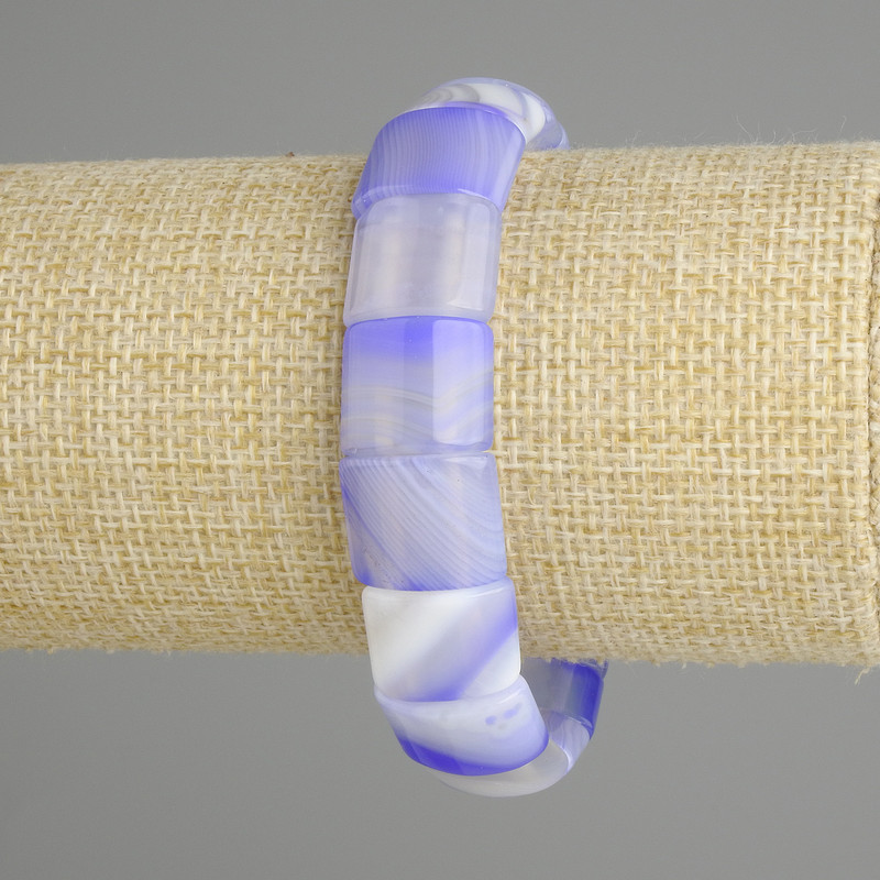 Bransoletka z agatu o gładkich ogniwach, średnica 15×12–13 mm ±, długość 18 cm ±, elastyczna