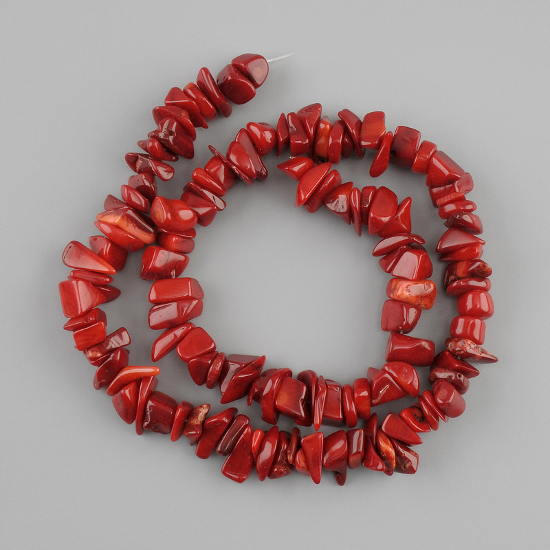 Koraliki koralu, drobne, średnica 7–11×3–5 mm, długość 40 cm
