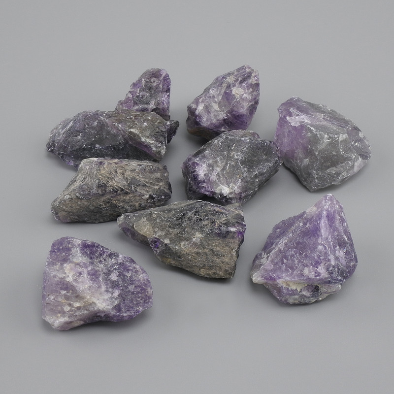 Ametyst surowy naturalny kamień, wymiary 28-40×20-25×14-22 mm ± (asortyment rozmiar) (Cena za 100 g)