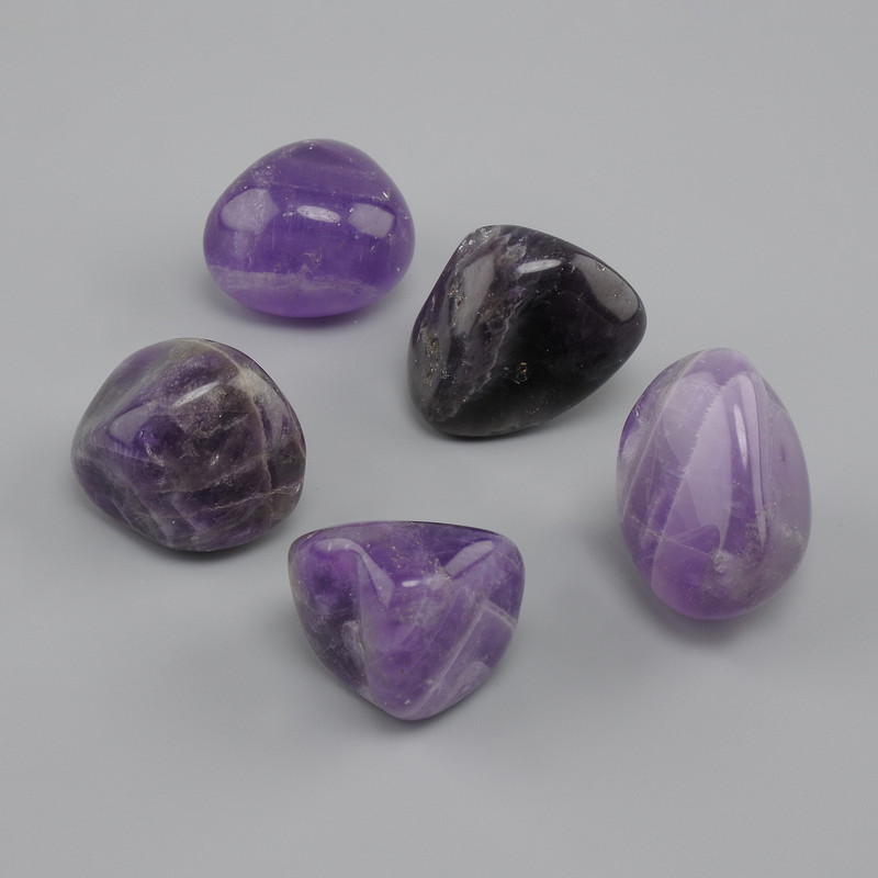 Naturalny kamień Ametyst galetowany, wymiary 27-31×23-27×15-23 mm ± (asortyment rozmiarów) (Cena za 100 g)