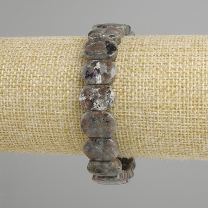 Bransoletka z howlitem, gładkie ogniwa, średnica 14×10 mm ±, długość 18 cm ±, elastyczna