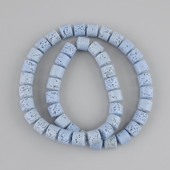 Koraliki z niebieskiej lawy wulkanicznej cylindryczne, średnica 8×8 mm, na żyłce, długość 38 cm+