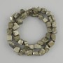 Koraliki z pirytu nieobrobionego, średnica 4,5-9×5,5-8 mm, długość 38 cm na żyłce
