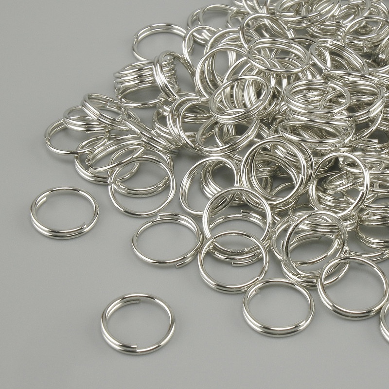 Furnitura jubilerska – Sprężynowy pierścień z zaczepem, średnica 8 mm, metal srebrzysty, opakowanie 20 g