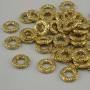 Koralik-wstawka w kolorze żółtego złota, średnica 8 mm ±, otwór 4 mm ±, opakowanie 20 g (~44 szt.)
