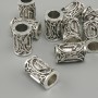 Koralik z motywem runy nordyckiej, średnica 13×9 mm, otwór 6 mm, srebrzysty kolor metalu, opakowanie 10 szt.