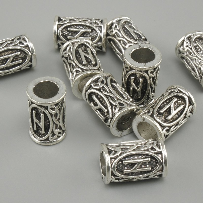 Koralik z runą skandynawską, srebrzysty, 13×9 mm