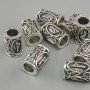 Koralik z runą nordycką, średnica 13×9 mm, otwór 6 mm, kolor metalu: srebrny, opakowanie 10 szt.