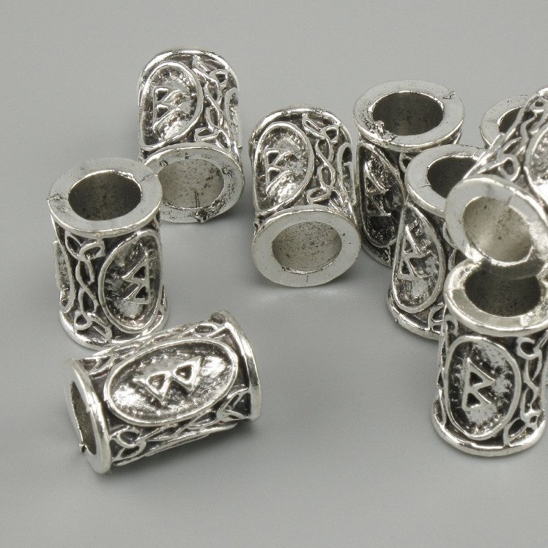 Koralik Nordyjska runa, srebrzysty kolor metalu, średnica 13×9 mm, otwór 6 mm, zestaw 10 szt.