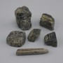 Naturalny nieoszlifowany turmalin szorl, średnica 21-40×12-26 mm ± (różnych rozmiarów) (Cena za 100 g)